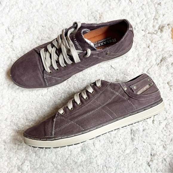 Sketchers Mens Brown Denim and Tan Relaxed Fit Memory Foam Low Sneakers SZ 11 - Picture 1 of 11